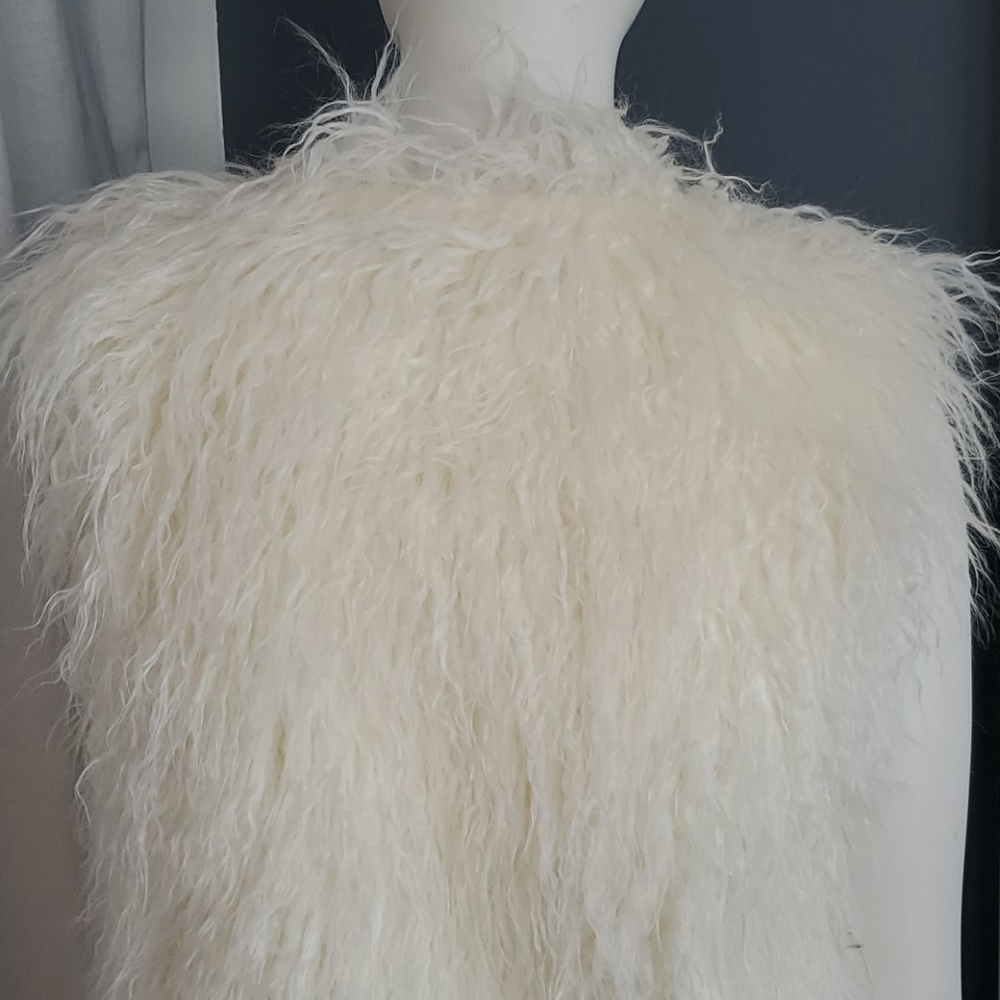 French Connection Mob Wife Faux Fur Sleeveless Coat - Picture 6 of 12